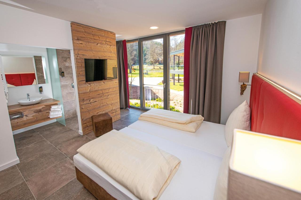 Landhotel Weihermuehle Thaleischweiler-Froschen Dış mekan fotoğraf
